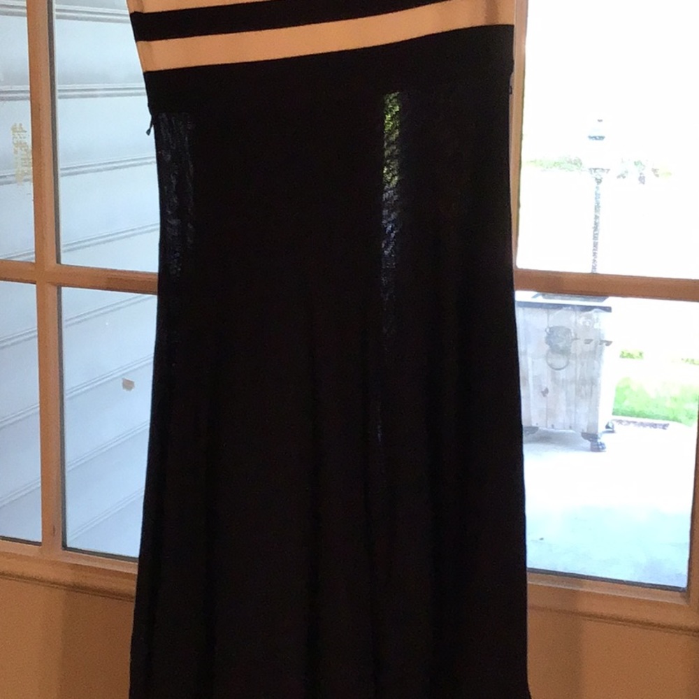 Dress - Picture 3 of 6